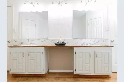 4712 Lemmon Court, The Colony, TX 75056 - Photo 5