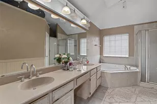 718 Castlewood Dr, Garland, TX 75040 - Photo 23