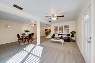 209 Trailwind St, Gun Barrel City, TX 75156 - Photo 5