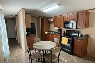 1004 E Davis St, Whitney, TX 76692 - Photo 5