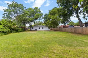 1035 Warden St, Benbrook, TX 76126 - Photo 13