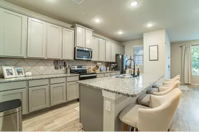 1260 Jones Trail, Lewisville, TX 75077 - Photo 5