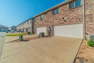 1260 Jones Trl, Lewisville, TX 75077 - Photo 25