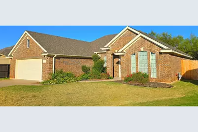 7 Southfork Court, Wichita Falls, TX 76310 - Photo 3