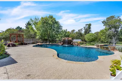 6621 Bradford Estates Drive, Sachse, TX 75048 - Photo 3