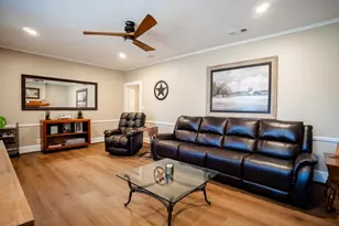 820 E Palestine, Mexia, TX 76667 - Photo 7