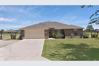 7450 Briar Road, Azle, TX 76020 - Photo 1