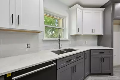 2417 Meadow Court, Bedford, TX 76021 - Photo 13