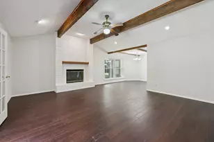 2417 Meadow Ct, Bedford, TX 76021 - Photo 9