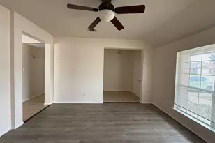 2224 Hummingbird Way, Mesquite, TX 75181 - Photo 9