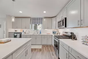 1001 Memorial Dr, Little Elm, TX 76227 - Photo 17