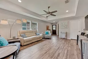 1001 Memorial Dr, Little Elm, TX 76227 - Photo 11