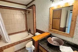 1200 Calico Ln, Arlington, TX 76011 - Photo 19