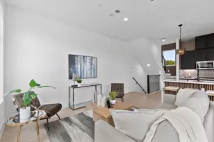 727 W 10th St, Dallas, TX 75208 - Photo 11