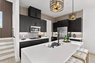 727 W 10th St, Dallas, TX 75208 - Photo 5