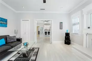 4719 Junius St, Dallas, TX 75246 - Photo 5