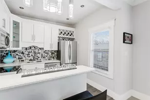 4719 Junius St, Dallas, TX 75246 - Photo 19