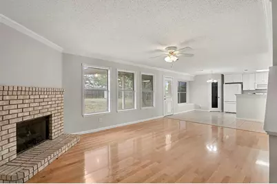 6855 Genevieve Drive, Fort Worth, TX 76137 - Photo 5