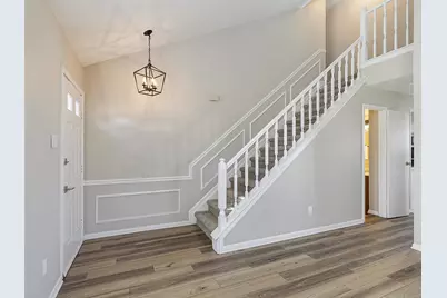 415 Creekmeadow Lane, Lewisville, TX 75067 - Photo 3