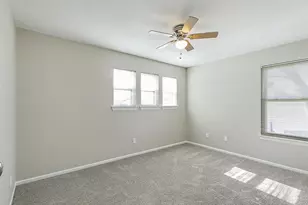 415 Creekmeadow Ln, Lewisville, TX 75067 - Photo 21