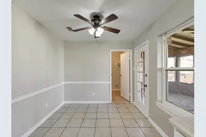 415 Creekmeadow Lane, Lewisville, TX 75067 - Photo 11