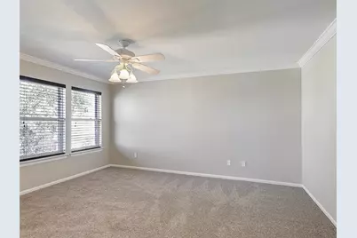 415 Creekmeadow Lane, Lewisville, TX 75067 - Photo 15