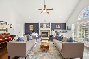 809 Sleepy Hollow Dr, Cedar Hill, TX 75104 - Photo 9