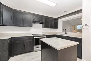 3929 Cochise Dr, Balch Springs, TX 75180 - Photo 9