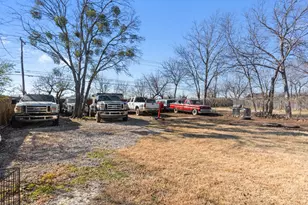 2512 Highcrest Ave, Fort Worth, TX 76111 - Photo 27