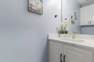 2512 Highcrest Ave, Fort Worth, TX 76111 - Photo 19