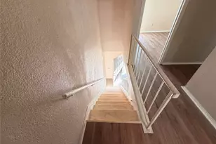 1915 Red Cloud Dr, Dallas, TX 75217 - Photo 7