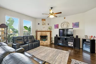 905 Cloudlock Drive, Saginaw, TX 76179 - Photo 7