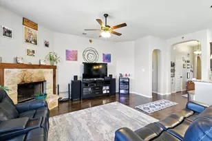 905 Cloudlock Dr, Saginaw, TX 76179 - Photo 5