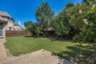 832 Hidden Springs Ct, McKinney, TX 75071 - Photo 33