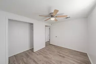 227 S Justin Ave, Dallas, TX 75211 - Photo 11