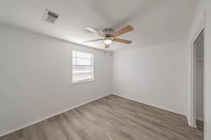 227 S Justin Ave, Dallas, TX 75211 - Photo 9