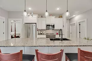 718 E Crawford St, Denison, TX 75021 - Photo 21