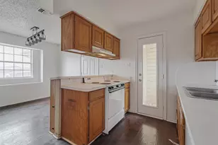 606 McAnear St, Cleburne, TX 76033 - Photo 7