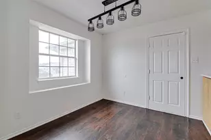 606 McAnear St, Cleburne, TX 76033 - Photo 9