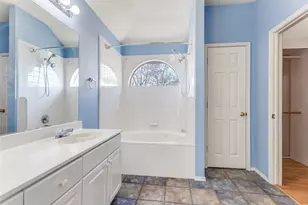 5020 Glenscape Trail, Fort Worth, TX 76137 - Photo 15