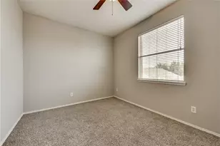 409 Knoll Park Ct, McKinney, TX 75072 - Photo 13