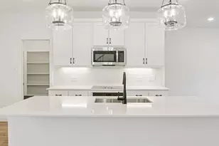 2613 Lost Maples Ln, Dallas, TX 75228 - Photo 13