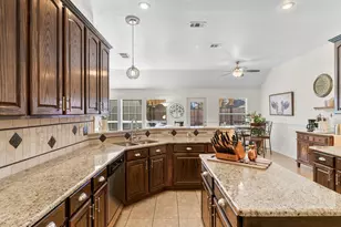 581 Griffith Dr, Saginaw, TX 76179 - Photo 9