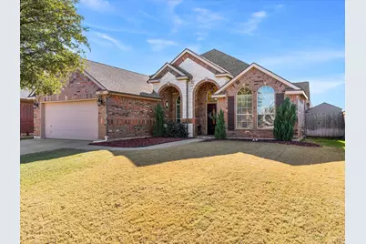 581 Griffith Drive, Saginaw, TX 76179 - Photo 1