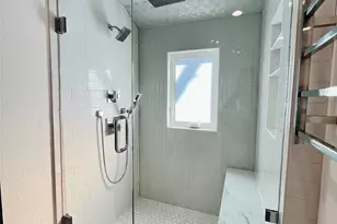 101 Lindenwood Dr, Fort Worth, TX 76107 - Photo 11