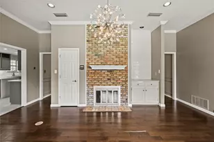 2709 Devonshire Dr, Carrollton, TX 75007 - Photo 11