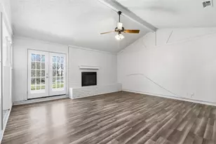 125 N Jessup St, Alvarado, TX 76009 - Photo 3