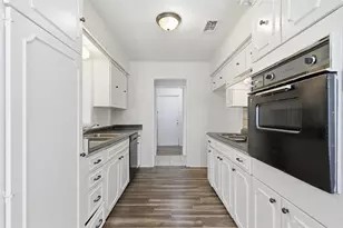 125 N Jessup St, Alvarado, TX 76009 - Photo 5