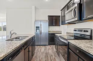 229 Concho River Dr, Glenn Heights, TX 75154 - Photo 7