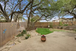 212 Shady Pl Dr, Waco, TX 76712 - Photo 29